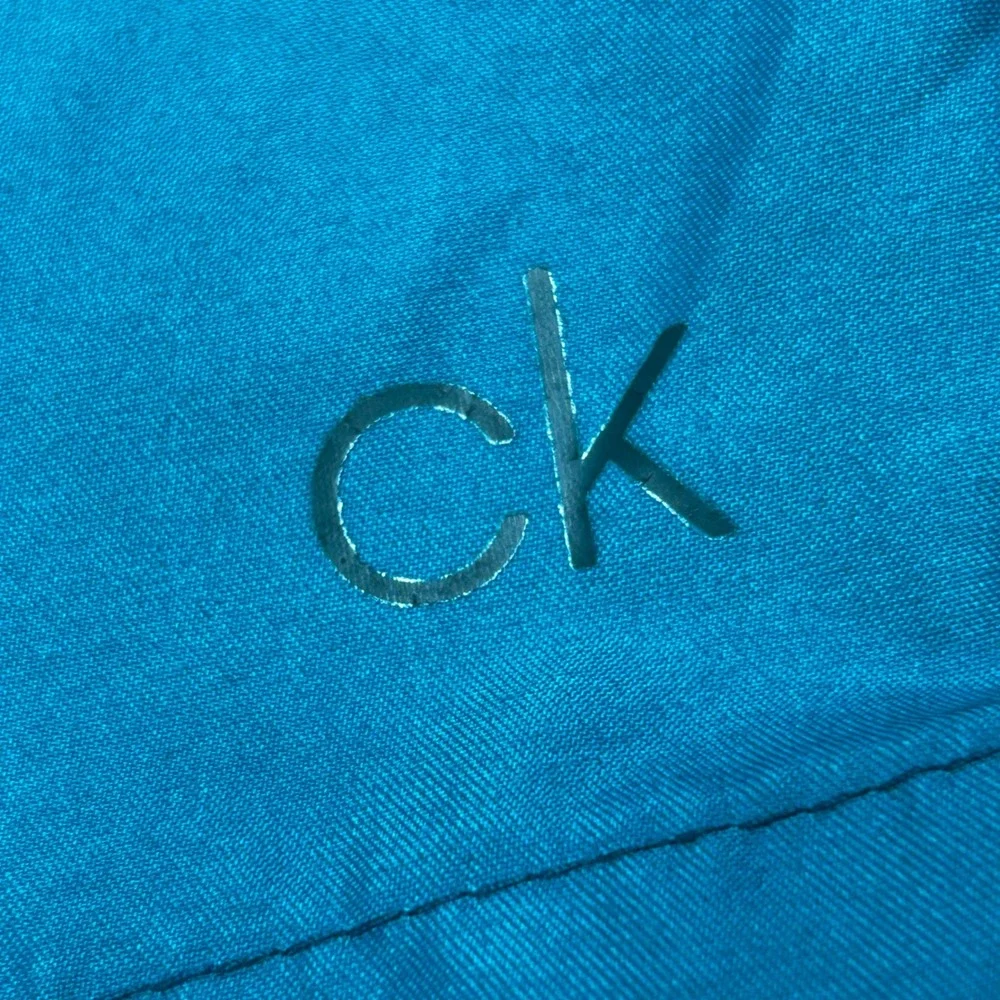 Calvin Klein Mens Swim Trunks Size M Turquoise Blue Micro Dot Mesh Lined Shorts